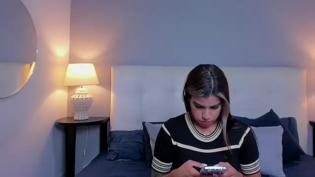 SaraaJhonsonn online show from February 8, 2025, 5:39 pm