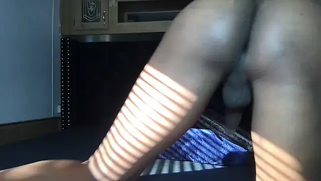 Snapshot of SeductiveMiahBrown chatting on May 29, 2026, 1:31 pm SeductiveMiahBrown online show from May 29, 2026, 1:31 pm