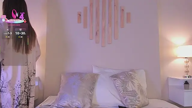 VictoriaNoah  online show from September 10, 2025, 7:36 pm