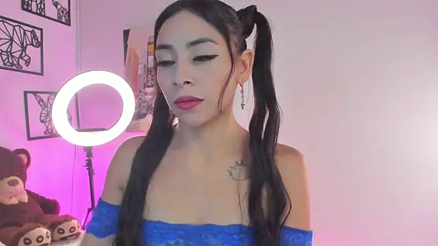 Snapshot of emma-hiill chatting on December 2, 2024, 1:57 pm emma-hiill online show from December 2, 2024, 1:57 pm