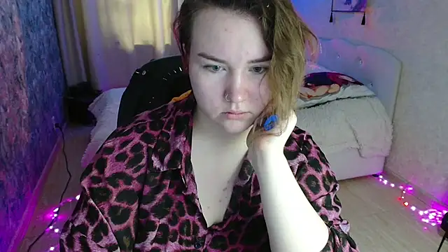 Jenny Fox online show from May 8, 2026, 4:40 am