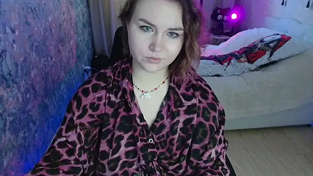 Jenny Fox online show from June 18, 2026, 4:46 am