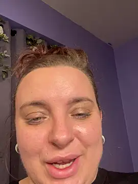 Snapshot of lairarose chatting on August 1, 2026, 3:50 am lairarose online show from August 1, 2026, 3:50 am