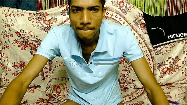 Snapshot of Alex_Suman25 chatting on February 11, 2025, 11:43 am Alex Suman25 online show from February 11, 2025, 11:43 am