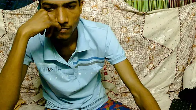 Snapshot of Alex_Suman25 chatting on February 14, 2025, 5:57 pm Alex Suman25 online show from February 14, 2025, 5:57 pm