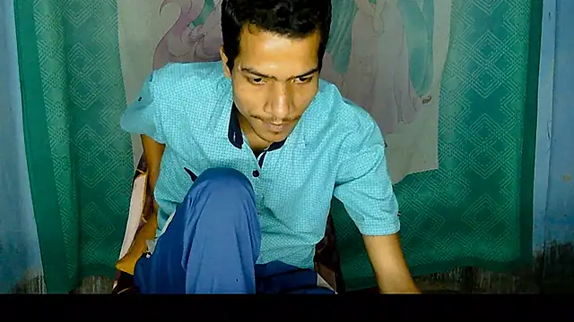 Snapshot of Alex_Suman25 chatting on March 21, 2025, 3:02 pm Alex Suman25 online show from March 21, 2025, 3:02 pm