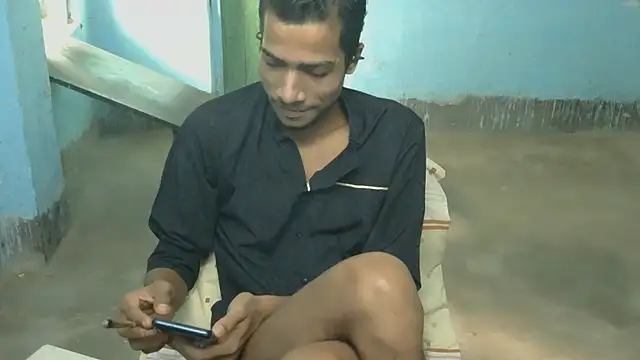 Snapshot of Alex_Suman25 chatting on November 12, 2025, 7:53 am Alex Suman25 online show from November 12, 2025, 7:53 am