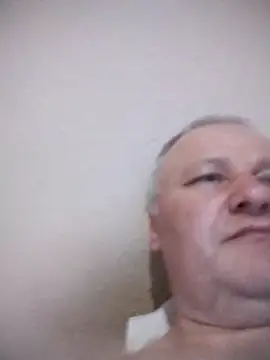 Snapshot of Grasul78 chatting on May 27, 2026, 4:37 pm Grasul78 online show from May 27, 2026, 4:37 pm