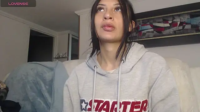 Nicolette ks  online show from October 3, 2025, 12:51 am