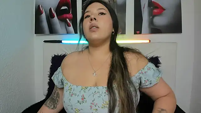 LinaBrowm online show from July 30, 2026, 9:47 pm