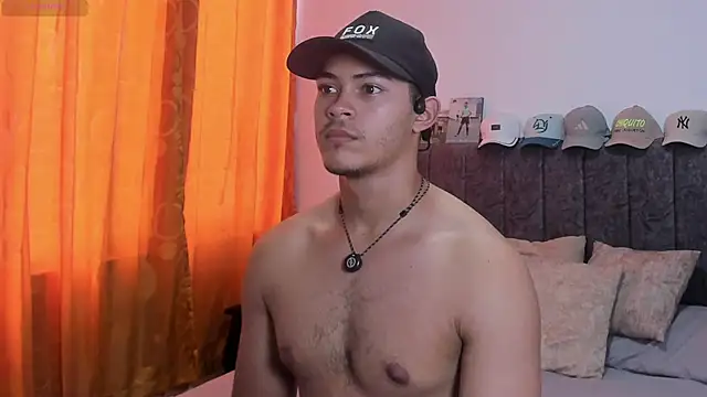 Iamdylan777 online show from April 27, 2026, 5:44 pm