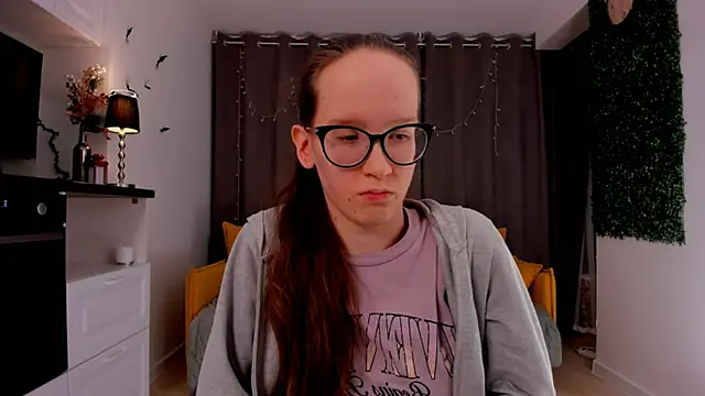 BettyBrowni online show from February 12, 2025, 10:15 pm