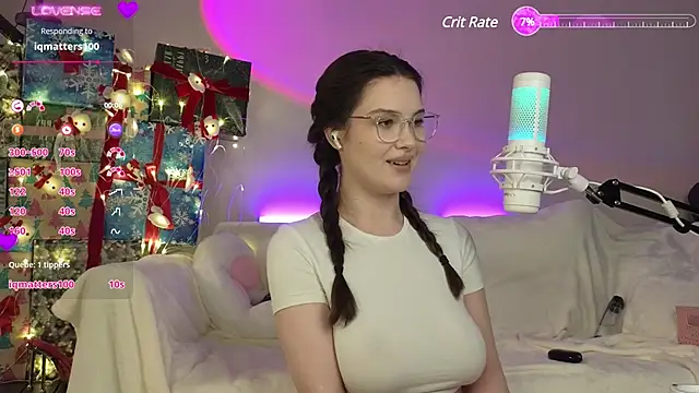 AokiAnna online show from February 7, 2025, 8:11 am