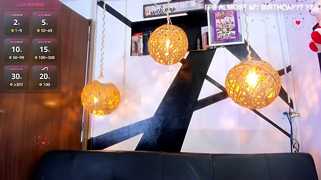 Snapshot of victoria_aleia_ chatting on October 30, 2025, 9:59 pm victoria aleia online show from October 30, 2025, 9:59 pm