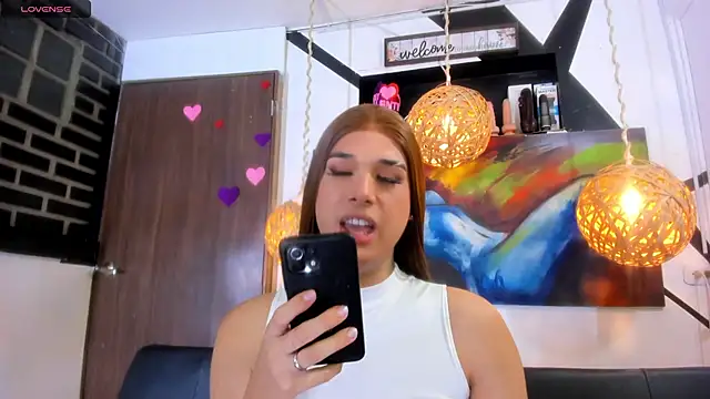Snapshot of victoria_aleia_ chatting on April 21, 2026, 10:45 pm victoria aleia online show from April 21, 2026, 10:45 pm