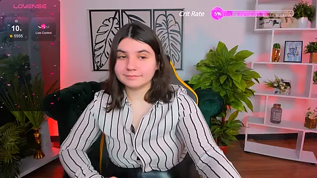 Viola  Shy online show from February 28, 2025, 9:33 pm