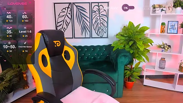 Viola  Shy online show from March 8, 2025, 3:28 am