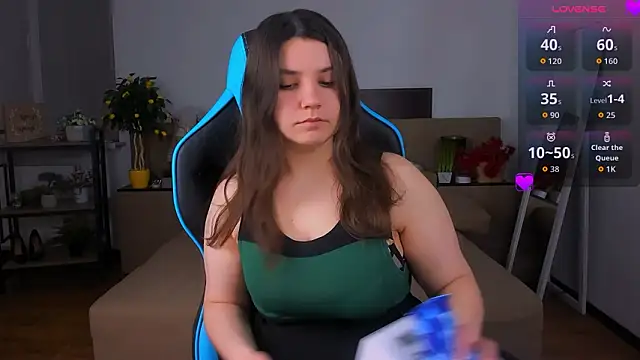 Viola  Shy online show from February 10, 2026, 11:31 pm