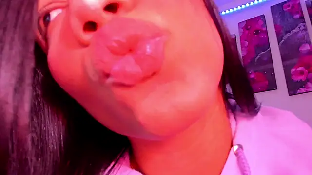 Snapshot of Alissarhys26 chatting on March 3, 2025, 3:30 am Alissarhys26 online show from March 3, 2025, 3:30 am