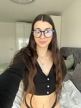 Wildberry  online show from March 5, 2025, 2:45 pm