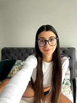 Snapshot of Wildberry_ chatting on October 2, 2025, 7:48 am Wildberry online show from October 2, 2025, 7:48 am