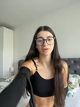 Snapshot of Wildberry_ chatting on May 22, 2026, 7:48 am Wildberry online show from May 22, 2026, 7:48 am