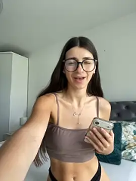 Snapshot of Wildberry_ chatting on May 30, 2026, 8:44 am Wildberry online show from May 30, 2026, 8:44 am