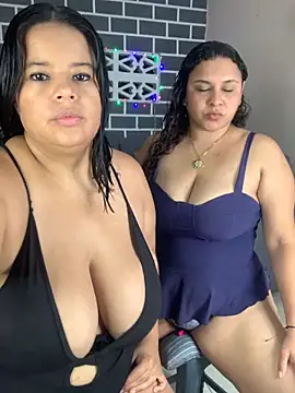 Snapshot of twocurvylatins chatting on February 7, 2026, 2:15 am twocurvylatins online show from February 7, 2026, 2:15 am