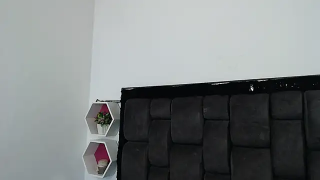 Emma Evelyn online show from January 24, 2025, 3:13 pm