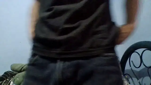 Snapshot of Leonul chatting on November 14, 2025, 5:55 pm Leonul online show from November 14, 2025, 5:55 pm