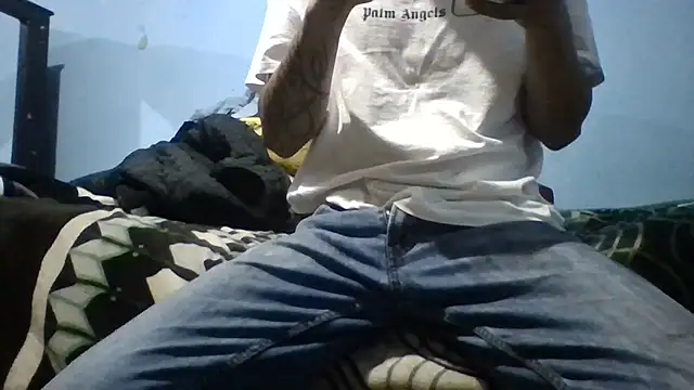 Snapshot of Leonul chatting on December 14, 2025, 10:09 am Leonul online show from December 14, 2025, 10:09 am