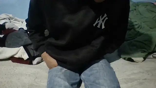 Snapshot of Leonul chatting on March 26, 2026, 12:44 pm Leonul online show from March 26, 2026, 12:44 pm