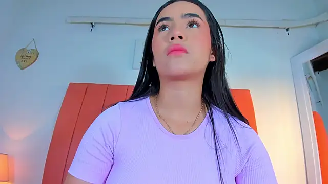 Snapshot of valen_rose0 chatting on September 16, 2025, 12:17 pm valen rose0 online show from September 16, 2025, 12:17 pm