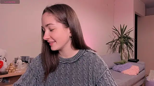 Snapshot of cClandesTina chatting on December 4, 2024, 9:46 pm cClandesTina online show from December 4, 2024, 9:46 pm