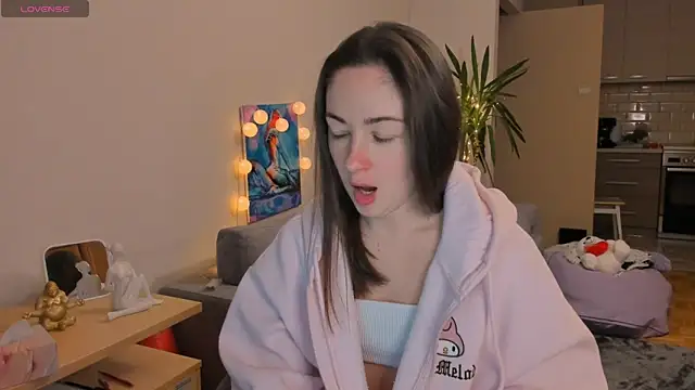 Snapshot of cClandesTina chatting on January 1, 2025, 2:52 pm cClandesTina online show from January 1, 2025, 2:52 pm