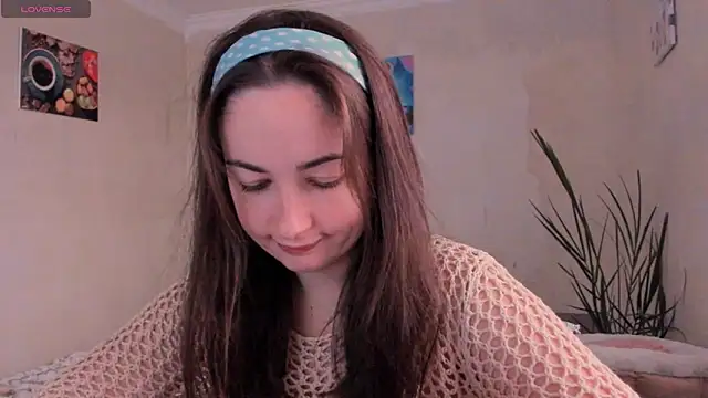 Snapshot of cClandesTina chatting on October 2, 2025, 2:13 pm cClandesTina online show from October 2, 2025, 2:13 pm