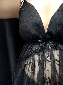 Snapshot of Haralushiaaa chatting on September 29, 2025, 5:01 am Haralushiaaa online show from September 29, 2025, 5:01 am