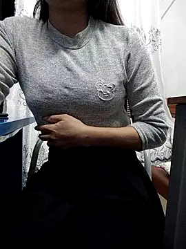 Snapshot of Haralushiaaa chatting on October 23, 2025, 12:59 pm Haralushiaaa online show from October 23, 2025, 12:59 pm