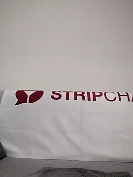 Snapshot of JasmineNoir2 chatting on December 8, 2024, 8:47 pm JasmineNoir2 online show from December 8, 2024, 8:47 pm