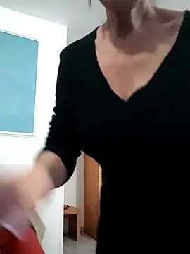 Snapshot of JasmineNoir2 chatting on February 8, 2025, 4:04 pm JasmineNoir2 online show from February 8, 2025, 4:04 pm