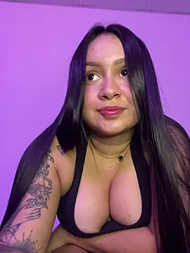 Pretty Isadora online show from March 15, 2025, 12:04 am