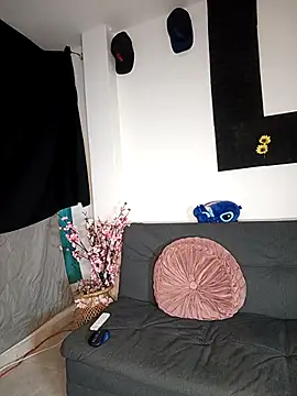 on tefa online show from September 21, 2025, 9:05 pm