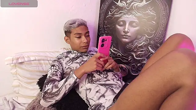 alejo cute online show from January 8, 2025, 10:27 pm