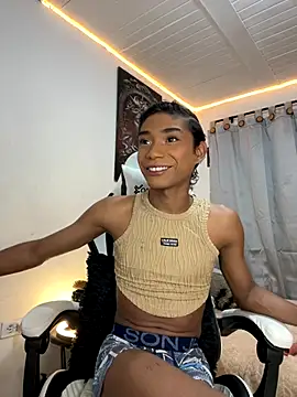 alejo cute online show from September 26, 2025, 7:07 pm