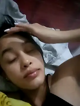 Snapshot of The-quee22 chatting on December 19, 2024, 1:50 am The-quee22 online show from December 19, 2024, 1:50 am