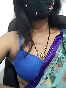 Snapshot of Triveni-Lovely chatting on May 9, 2026, 7:57 am Triveni-Lovely online show from May 9, 2026, 7:57 am