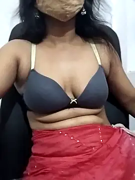 Snapshot of Triveni-Lovely chatting on June 5, 2026, 6:52 am Triveni-Lovely online show from June 5, 2026, 6:52 am