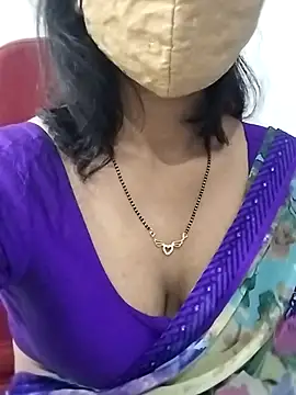 Snapshot of Triveni-Lovely chatting on August 5, 2026, 7:22 am Triveni-Lovely online show from August 5, 2026, 7:22 am
