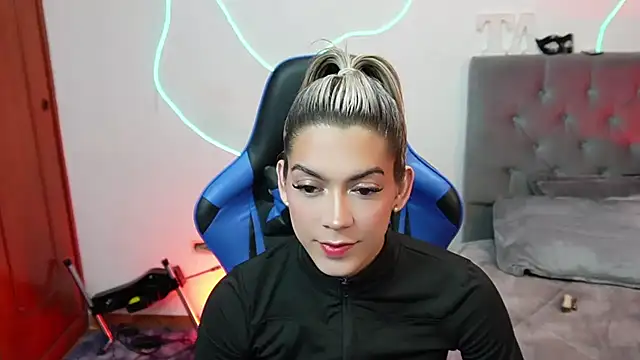 tay ler3 online show from December 6, 2024, 5:53 am