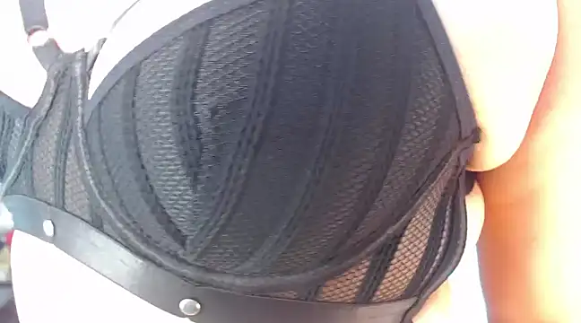 Snapshot of Amy_hoy69 chatting on January 31, 2025, 2:48 am Amy hoy69 online show from January 31, 2025, 2:48 am